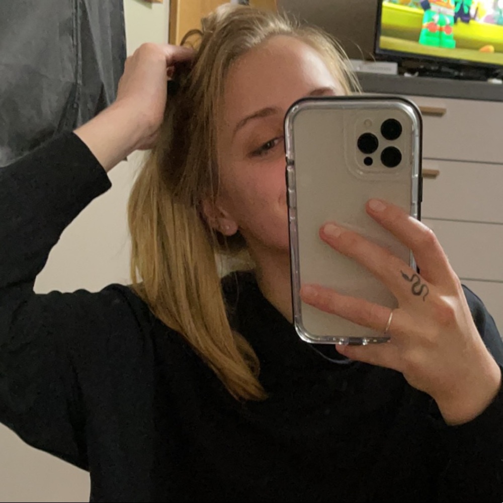 Meet your Posher, Kaitlyn